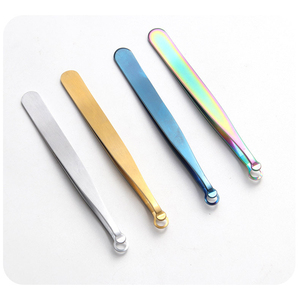 Pince à épiler en acier inoxydable pour la coupe des poils du nez Pointe ronde pour l'épilation du nez - Product Image 3