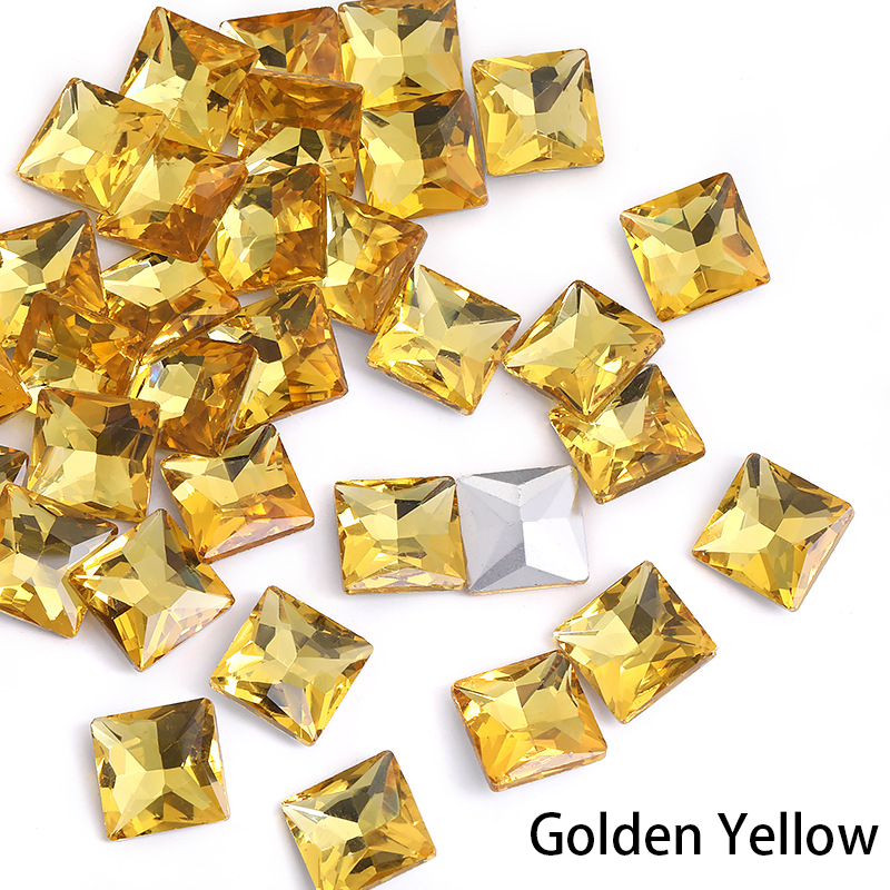 สีเหลือง