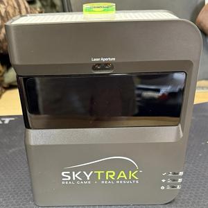 ENTREGA RÁPIDA ENFOQUE MONITOR DE LANZAMIENTO DE GOLF R10 CON BOLAS Y SOPORTE TITLEIST PROV1 RCT - Product Image 3