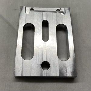 Vietnam personnalisé OEM conception métal CNC fraisage pièces usinées - Product Image 3