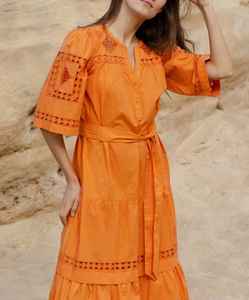 Robe Biarritz en popeline de coton croquante respirante Sophistication sans effort avec coupe complexe raffinée tissée écologique - Product Image 4