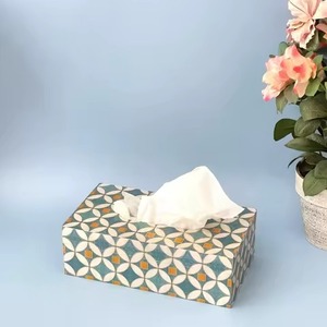 Caja de Pañuelos de Madera Hecha a Mano con Hermoso Diseño Floral para Mesa de Centro de Sala de Estar - Product Image 3