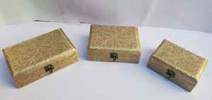 Bijoux de fruits secs en bois faits à la main ou boîte de rangement organisateur de bureau ensemble de 3 pour organiser et afficher vos trésors - Product Image 2