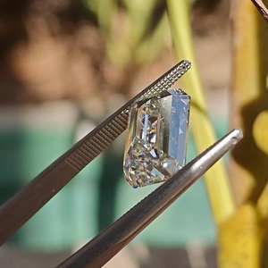 Pierre de diamant en émeraude taille émeraude, cultivée en laboratoire, certifiée IGI, pour bagues de fiançailles de luxe, bijoux fins personnalisés - Product Image 3