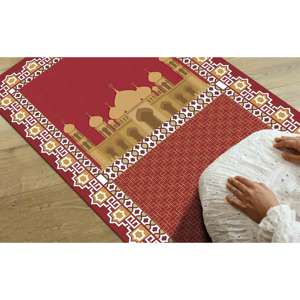 Tapis de prière rouge et or : design islamique, lavable en machine, avec tapis à poils doux - Product Image 2