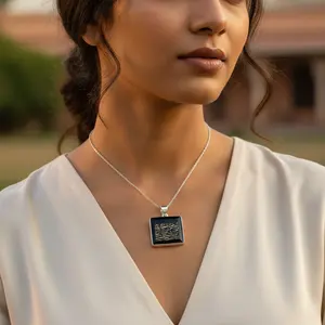 Colgante Cuadrado de Plata 925 con Ónice Negro, Oro Rosa y Platino, Hecho a Mano, para Joyería de Moda Femenina - Product Image 1