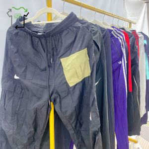 <span class=keywords><strong>Pantaloni</strong></span> Sportivi da <span class=keywords><strong>Uomo</strong></span> <span class=keywords><strong>di</strong></span> Marca Usati <span class=keywords><strong>di</strong></span> Alta Qualità <span class=keywords><strong>Pantaloni</strong></span> Casual da Jogging per la Primavera in Balle <span class=keywords><strong>di</strong></span> Abbigliamento <span class=keywords><strong>di</strong></span> Seconda Mano - Product Image 1