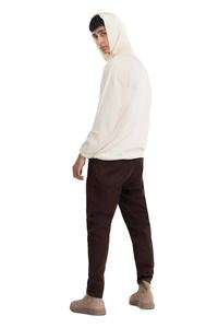 Sudadera con capucha personalizada para hombre con bolsillo de canguro morado 100% algodón liso teñido tejido no tejido sudadera para hombre con impresión térmica personalizada - Product Image 6