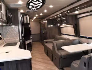 Vente en gros de camping-cars Grand Design RV Transcend pour les voyages en famille et les loisirs en plein air à des prix imbattables - Product Image 2