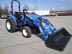 2016 Nuevo Tractor Hollan Boomer 37 - Product Image 2