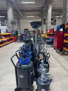 Drainage d'huile par aspiration Draper et aspirateur 90L, corps en acier, équipement de réparation automobile pour l'évacuation des gaz d'échappement, avec garantie de 2 ans - Product Image 3