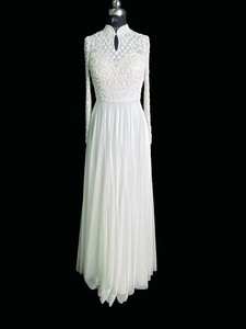Hermoso vestido de novia blanco bordado mangas completas elegante bordado encaje decorado cuello escote cuentas de lentejuelas cosidas a mano - Product Image 2