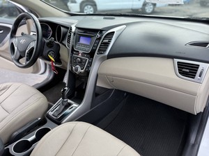 HYUNDAI ELANTRA GT BASE 2013 SUPER, 4 PUERTAS, HATCHBACK, TRANSMISIÓN AUTOMÁTICA DE 6 VELOCIDADES - Product Image 2