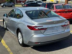 Clean 2024 para Camry XLE FWD Left Hand Drive - Product Image 4