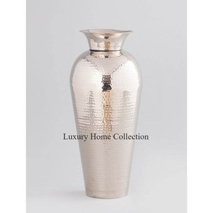 Dernier modèle Diamant Coupe Conception En Métal Durable Vase Maison Et Balcon Accessoires Décoratifs Couleur Personnalisée Disponible - Product Image 3