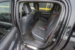 Hillux 4x4 4 cylindres d'occasion 2022 - Product Image 3