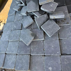 Dalles en pierre bleue antique pour l'aménagement paysager des jardins et des cours de villas en extérieur - Product Image 1