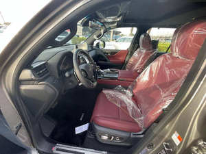 CHEAP USED Sedan LX 600 Signature 2024-2025 AWD Leather Left Hand Drive R17 Automatic <b>Panoramic</b> Sunroof 360 Rear <b>Camera</b> Euro IV - Product Image 4