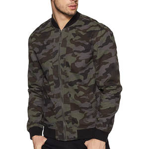 Veste en cuir de style universitaire pour homme de haute qualité, personnalisée et élégante, avec col montant et caractéristiques imperméables - Product Image 4