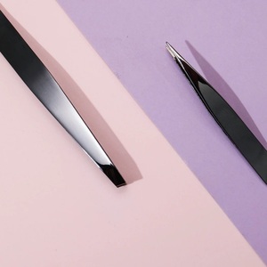 Juego de pinzas para cejas de acero inoxidable, puntas inclinadas y puntiagudas con asas de diseño de agujero, pinzas para cejas esenciales para maquillaje - Product Image 2