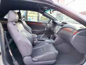 2006 pour Camry Solara SE Conduite à gauche Tissu Turbo foncé avec toit ouvrant panoramique et transmission automatique - Product Image 2