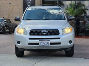 Toyota RAV4 4 portes Base 2.4L 4 cylindres 4 roues motrices SUV d'occasion 2006 - Product Image 4
