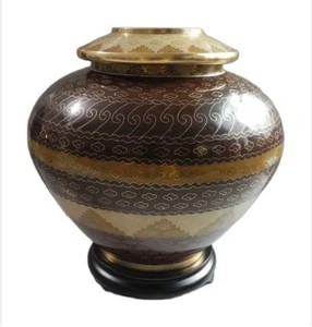 Urnes de crémation Urne humaine pour cendres Urne funéraire Couleur naturelle avec des finitions élégantes pour honorer et se souvenir de votre être cher - Product Image 4