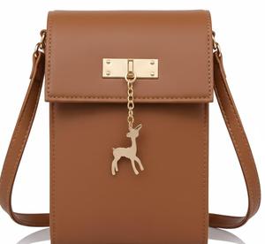 Sac à bandoulière élégant pour femme en cuir véritable avec fermoir métallique et breloque suspendue pour un usage quotidien et des événements spéciaux - Product Image 1