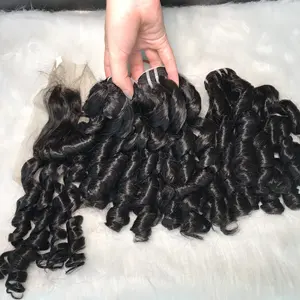 Fasci di capelli umani non trattati ricci grezzi di alta qualità di colore naturale fornitore di doppia trama fornitore all'ingrosso