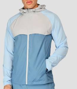 Conjunto de Dos Piezas, Chaqueta Cortavientos y Pantalones Deportivos de Nailon con Logotipo Bordado Personalizado, Conjunto de Pantalones Cortos Deportivos con Bloques de Color, Chaqueta con Capucha - Product Image 5