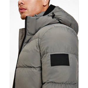 Oem-chaqueta acolchada con capucha para hombre, chaqueta acolchada de burbujas con tres bolsillos, color naranja, para invierno - Product Image 3