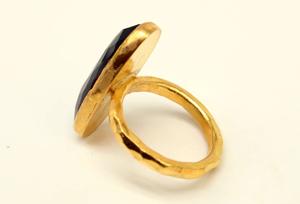 แหวนทองสไตล์วินเทจสไตล์วินเทจพร้อมพลอยสีม่วงอเมทิสต์ธรรมชาติทรงไข่ตัดเป็นพลอยสำหรับงานแต่งงานคอลเลกชันอัญมณี Adina ของเธอ - Product Image 6