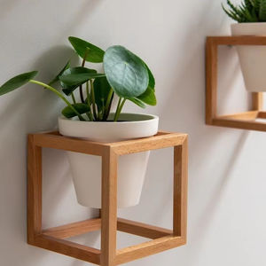 ชั้นวางและชั้นวางของไม้สีธรรมชาติทำด้วยมือสำหรับตกแต่งบ้านและผนัง - Product Image 1