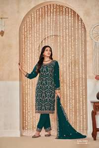 Nouvelle arrivée de vêtements ethniques attrayants haute demande fausse Georgette Salwar Suit & Dupatta avec broderie travail exportateur indien - Product Image 6