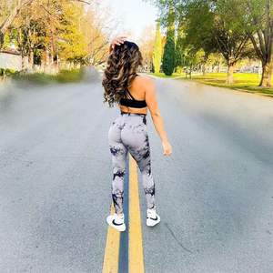 เลกกิ้งโยคะสไตล์พื้นพิมพ์โลโก้ตามสั่งของผู้หญิงสร้างแรงกระแทกสูง - Product Image 6