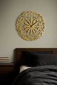 Horloge murale en métal islamique faite à la main avec calligraphie arabe | Conception de verset du Coran découpée au laser en métal | Décoration musulmane pour les EAU et le GCC - Product Image 3