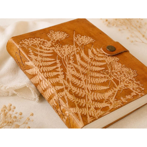 Journal en cuir personnalisé, carnet fait main sur mesure, agenda illustré de plantes botaniques, cadeau inspiré de la nature pour lui et elle - Product Image 4
