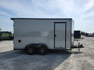 Remolque de Carga Cerrado 7x14 para Contratistas de Jardinería, Modelo 2027, Eje Tándem, Remolque con Nariz en V, en Venta - Product Image 2