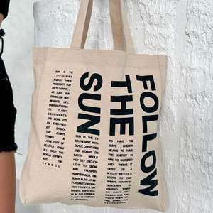 Sac en coton recyclé élégant et écologique à la mode Poche polyvalente moderne Toutes les saisons Usage quotidien décontracté Sorties à la plage Voyage - Product Image 1