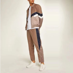 Vêtement de sport d'hiver pour homme, streetwear, respirant, imprimé, coupe-vent, de haute qualité, à capuche, vente en gros, marque privée, jogging - Product Image 1