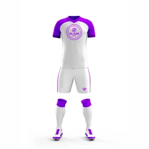Ensembles d'uniformes de maillot de football en polyester 100% de meilleure qualité Conception personnalisée Coupe automatisée Confort respirant Service OEM disponible - Product Image 3