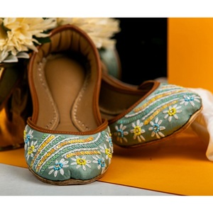 Hot Selling Product <b>Khussa</b> Shoes for Women Indoor Flat Light Weight Mehndi Wedding Pakistani Punjabi Woman Handmade <b>Khussa</b> Shoes - Product Image 5