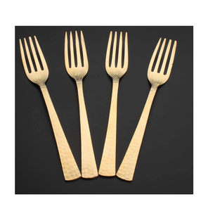 Fourchette à salade en laiton de haute qualité ensemble produit tendance indien poignée en laiton fourchette en acier couverts meilleur prix - Product Image 3