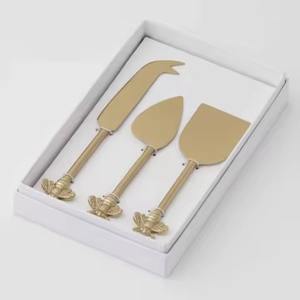 Ensemble de couteaux à fromage en acier inoxydable texturé métallique 4 pièces Outils de cuisine écologiques pour la maison et le restaurant - Product Image 5