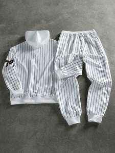 เสื้อสเวตเตอร์และกางเกงมีฮู้ดพิมพ์ลายทางไซส์ใหญ่พิเศษใส่ได้ทั้งชายและหญิงชุดเสื้อผ้าแนวสตรีทสำหรับฤดูหนาวออกแบบโลโก้ได้ตามต้องการ - Product Image 2