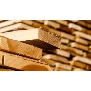 Bois de pin de haute qualité séché au four, bois de finition lisse pour la construction et la fabrication de meubles - Product Image 6