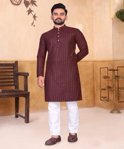 Conjunto de pijama Pathani Kurta para hombre con cuello, botón en el cuello y cadena en tela de algodón Khadi - Product Image 5
