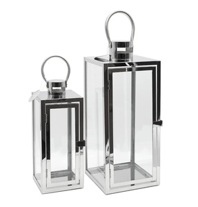 Linterna de cúpula marroquí con portavelas de metal octogonal Paneles de vidrio arqueados y recortes intrincados - Product Image 2