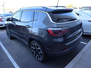 Jeep Compass Latitude FWD 2.4L I4 6 Velocidades Automático Aisin 2018 Usado - LISTO PARA ENVIAR - Product Image 2