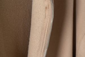 เสื้อฮู้ดดี้ผู้ชายแบบซิป ผ้าคอตตอน 100% หนัก 400 กรัม สไตล์สตรีทแวร์  แบบเรียบๆ ไม่มีลาย - Product Image 3